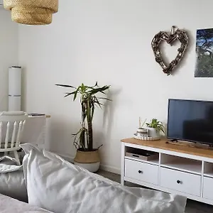 https://appartement-cosy-balcon-vue-degagee-au-coeur-de.fr-provencehotel.com